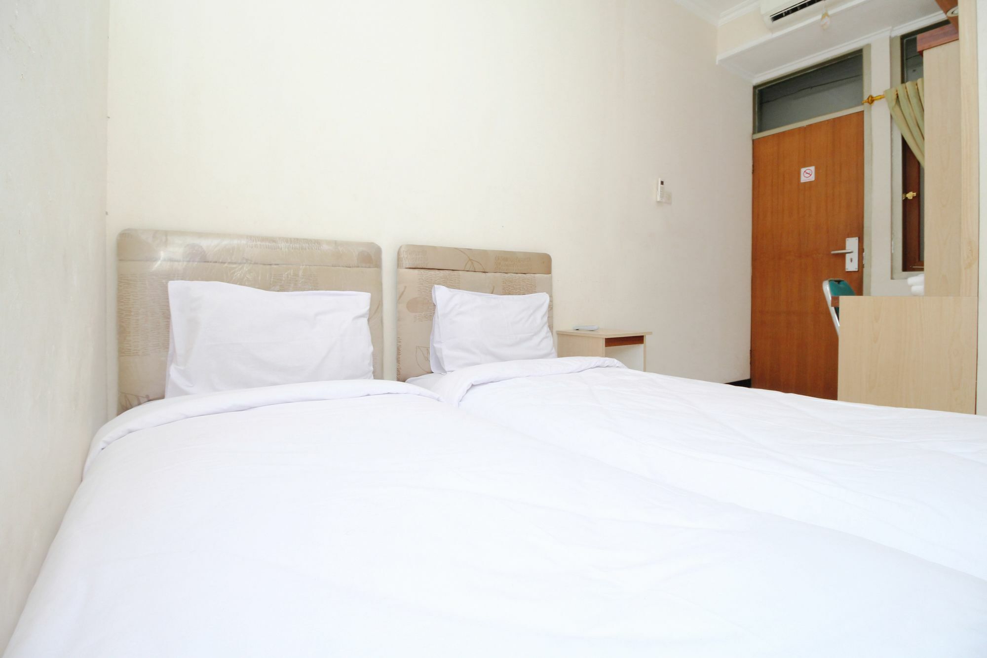 Myzone Homtel Hotel Semarang Exterior foto